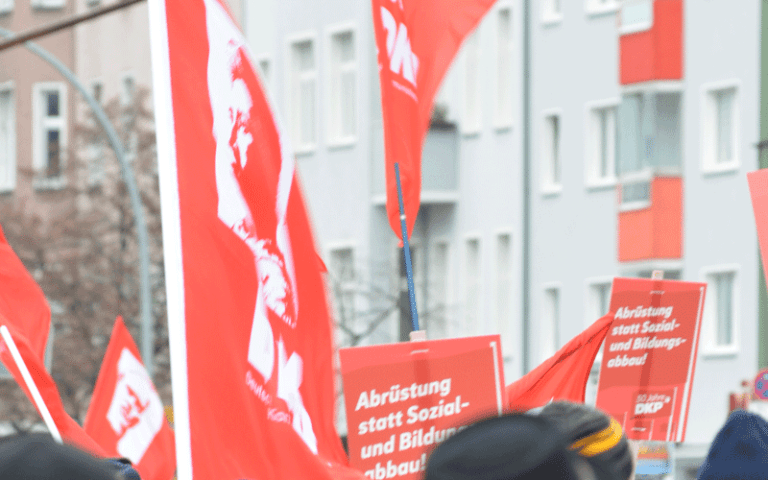 blogdemo2 - DKP protestiert gegen Werbeverbot an der TU Hamburg - Blog - Blog