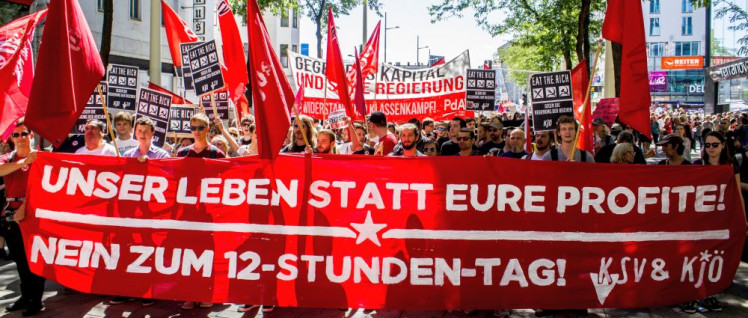 Demonstration gegen den 12-Stunden-Tag (Foto: Andreas Ribarits)