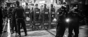 Eine Stütze der Macht Erdogans: Die allgegenwärtige Polizei (Foto: [url=http://t1p.de/e6j5]Guiseppe Milo[/url])