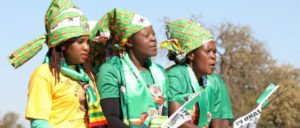 Anhängerinnen der Regierungspartei ZANU PF im Wahlkampf. (Foto: ZANU PF / Tafadzwa_Ufumeli)