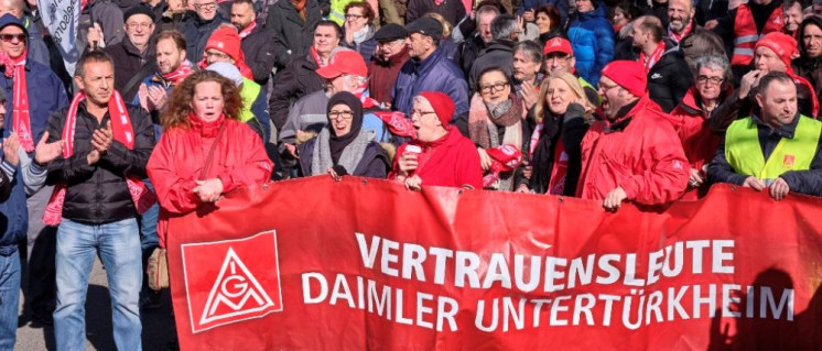 Auch andere Delegationen waren vor Ort und unterstützten die Bosch-Kolleginnen und -Kollegen am 13. März. (Foto: Joachim E. Roettgers)