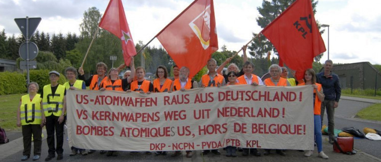 2016 demonstrierte die DKP mit ihren drei Schwesterparteien NCPN, PTB und KPL in Büchel (Foto: Tom Brenner)