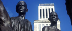 Das Buchenwald-Denkmal von Fritz Cremer (Ausschnitt) (Foto: public domain)