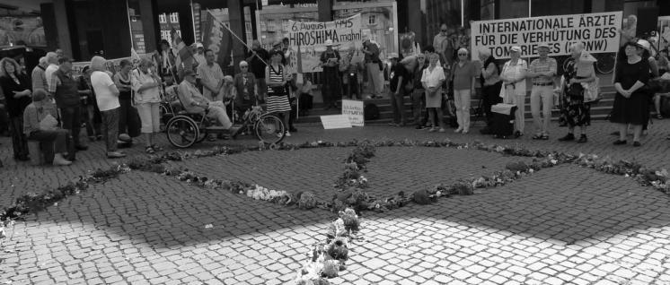 Hiroshima-Gedenken in Bremen (Foto: Hartmu Drewes)