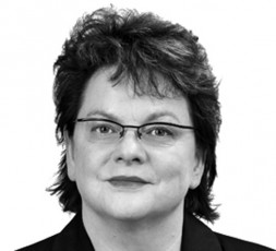 Kerstin Köditz ist Sprecherin für antifaschistische Politik der sächsischen Linksfraktion und Mitglied des Parteivorstandes der Linken