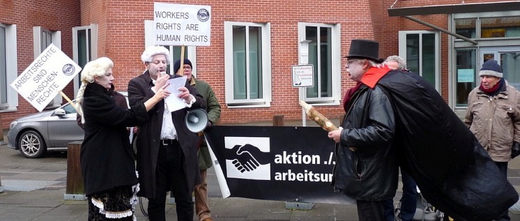 Protest gegen die Verfolgung von Betriebsräten und Gewerkschaftern vor der Waterland-Zentrale in Düsseldorf. (Foto: Uwe Koopmann)