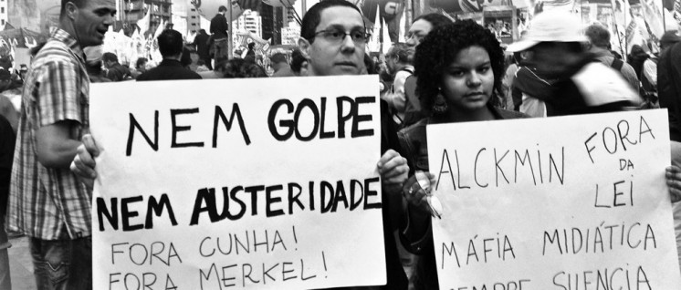 „Weder Putsch noch Sparpolitik – Weg mit Cunha! – Weg mit Merkel!“ Demonstration der 200 000 am 20. August. (Foto: Gauer)