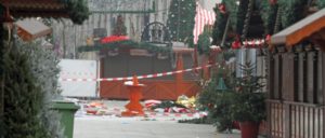 Der verwüstete Breitscheidplatz nach dem Attentat (Foto: [url=https://www.flickr.com/photos/andreastrojak/31731061626]Andreas Trojak/flickr.com[/url])