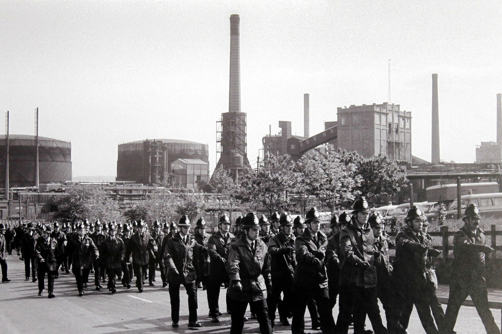 Wie eine Besatzerarmee rückten die Polizeieinheiten 1984 in die Viertel der Bergarbeiter ein.