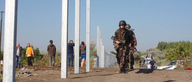 Ungarn baut einen Zaun. Demnächst auch die ganze EU? (Foto: Peter Tkac/flickr.com/CC BY-SA 2.0)