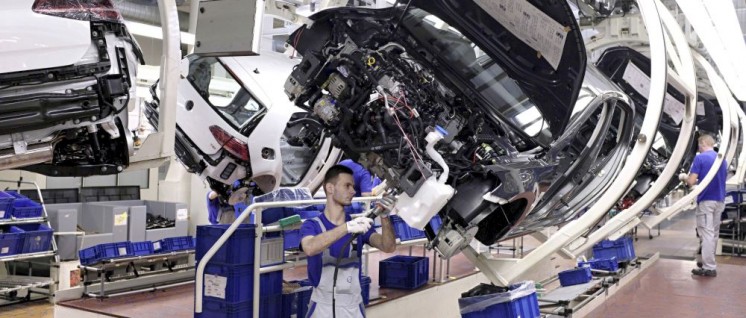 Montage im VW-Werk Wolfsburg (Foto: Volkswagen AG 2015)