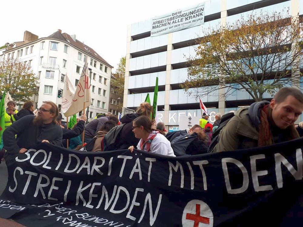 Der Druck der Pflegekräfte für bessere Arbeitsbedingungen wächst bundesweit