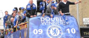 Der britische Erstligaklub Chelsea spielt und siegt zu Ruhm und Ehre des russischen Multimilliardärs Roman Abramovich. (Foto: Creative Commons Attribution 3.0 Unported)