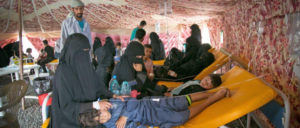 Die medizinische Versorgung im Jemen bleibt katastrophal. Hier die Cholera-Abteilung des von der WHO betriebenen al-Sabeen-Krankenhauses in Sanaa, untergebracht in einem Zelt.  (Foto: IFRK)