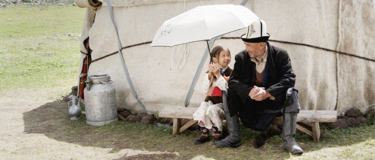 Traditionelle Lebensart verschwindet. Szenenfoto aus „Nomaden des Himmels“ (Foto: FilmFestivalCottbus)