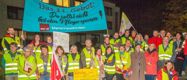 Streikauftakt bei der Marienhausklinik Ottweiler zum ersten Streik in einem kirchlichen Krankenhaus. (Foto: ver.di)