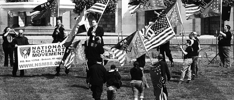 Nazis bei einer Aktion vor dem US-Capitol in Washington im Jahr 2008. (Foto: David/flickr.com/CC BY 2.0)
