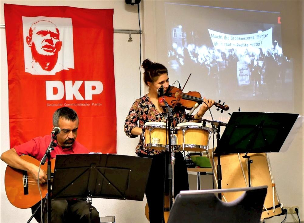 festveranstaltung in giessen - Festveranstaltung in Gießen - 50 Jahre DKP - 100 Jahre Novemberrevolution - 100 Jahre KPD, DKP - Vermischtes