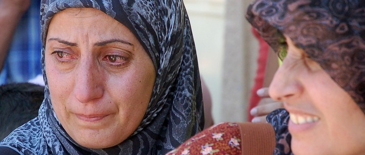 Erfahrung von Flüchtlingsfrauen: Gewalt, Diskriminierung, Ausbeutung und Rassismus (Foto: [url=https://commons.wikimedia.org/wiki/File:South_Lebanon_refugee.jpg]Masser[/url])