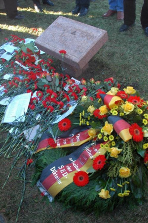 gedenkstein fuer die opfer des stalinismus - Gedenkstein für die „Opfer des Stalinismus“. - - Im Bild