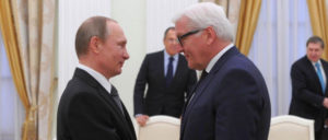 Geht es nach der SPD, soll mit auf persönlichen Beziehungen basierender Politik gegenüber Moskau Schluss sein: Frank-Walter Steinmeier und Wladimir Putin im Kreml 2016 (Foto: Kremlin.ru)