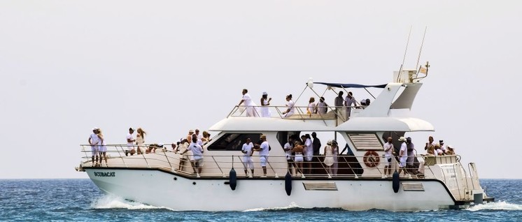 Probleme eines Privatiers: Was tun, wenn man zu viele Gäste auf seine Yacht eingeladen hat? (Foto: gemeinfrei)