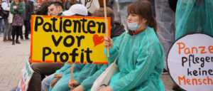 Hamburg: Demonstration für die Volksabstimmung für mehr Krankenhauspersonal (Foto: Andrea Hackbarth / r-mediabase.eu)