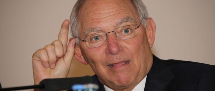 Die Länder wollen Geld. Schäuble will ein „allgemeines Weisungsrecht“ für den Bund. (Foto: Metrpolico.org/flickr.com/CC BY-SA 2.0)