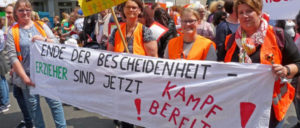 „Mehr Große für die Kleinen“ - Demo in Düsseldorf (Foto: Uwe Koopmann)