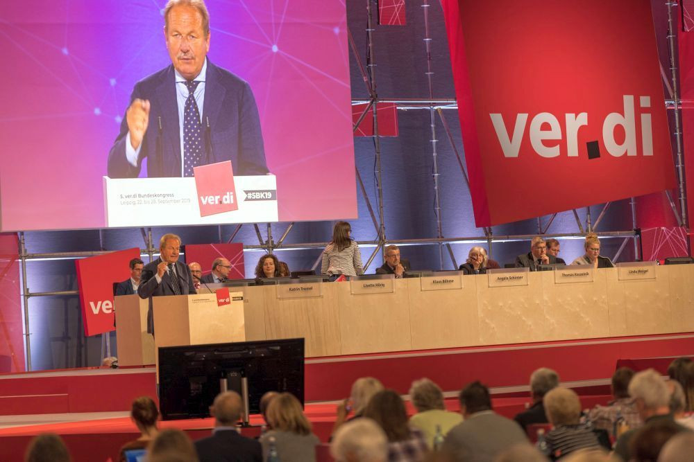 Während der Rede des scheidenden Vorsitzenden Frank Bsirske