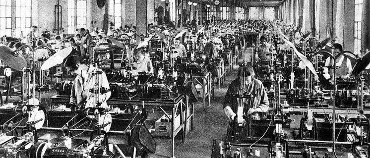 Eine Hochschule der Arbeiterbewegung: Fabriksaal eines Nürnberger Werks des Siemens-Konzerns in der Weimarer Republik