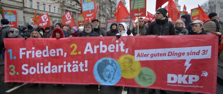 Luxemburg-Liebknecht-Lenin-Demo in Berlin (Januar) (Foto: Tom Brenner)