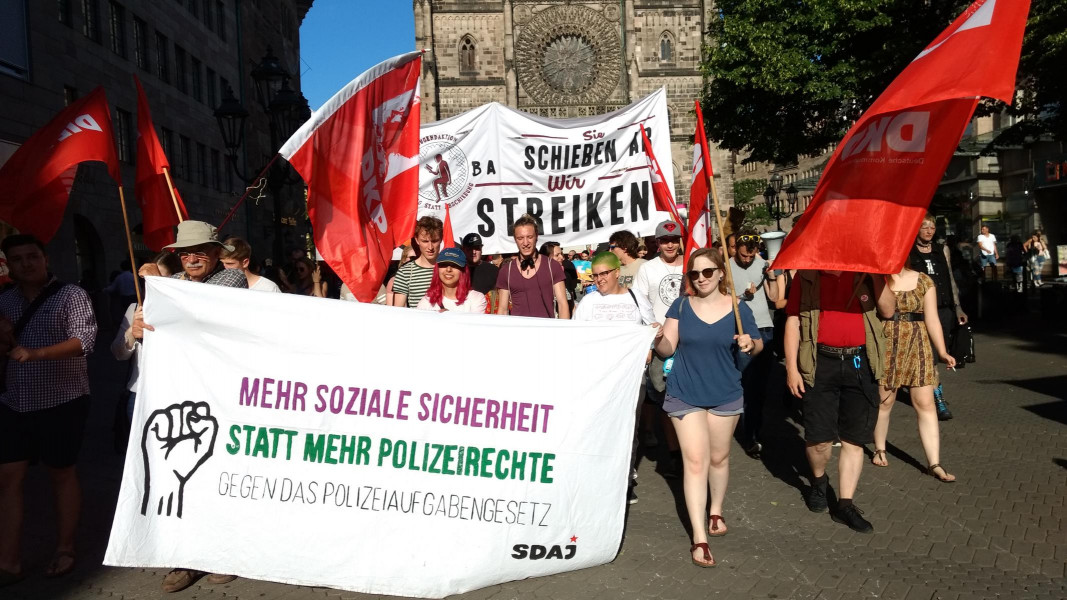 nuernberger gegen das pag - Nürnberger gegen das PAG - Aktionen, DKP, Nürnberg, PAG, Polizeiaufgabengesetz, SDAJ - Aktion