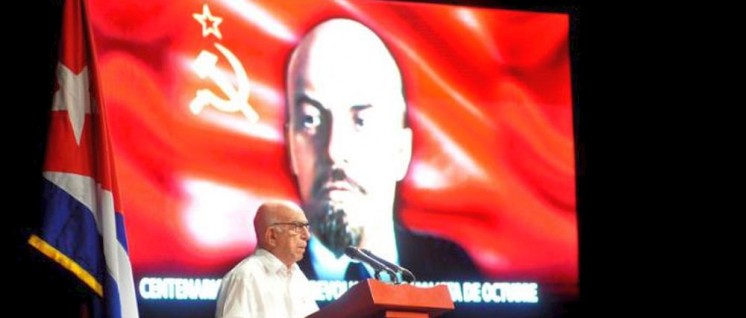 Der Vizepräsident des Staats- und des Ministerrats Kubas, José Ramón Machado, bei der Festveranstaltung in Havanna. (Foto: granma.cu)