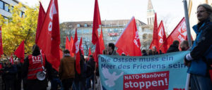 Stopp der NATO-Manöver in Nord- und Ostsee – Für eine Ostsee des Friedens! (Foto: Ulf Stephan / r-mediabase.eu)