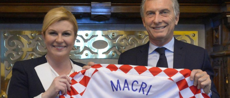 Der argentinische Präsident Mauricio Macri mit der kroatischen Präsidentin Kolinda Grabar-Kitarovic (März 2018).