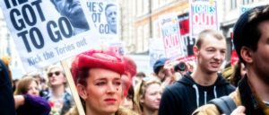 Was auch zum „Lexit“ gehört: Demonstranten in London fordern am 9. April den Rücktritt des Premierministers Cameron. (Foto: Garry Knight/flickr.com/CC0 1.0)