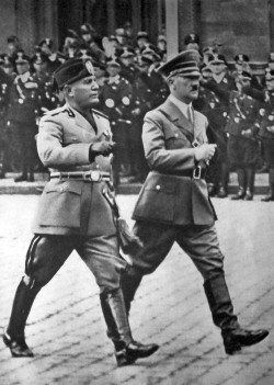 Mussolini und Hitler in Berlin im September 1937