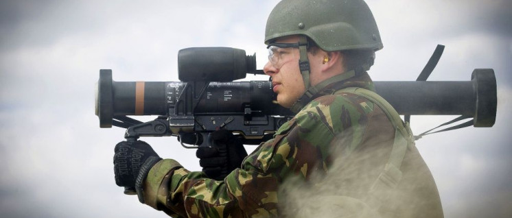 Panzerfaustschütze beim NATO-Manöver „Noble Jump“ 2015 in Polen (Foto: [url=https://de.wikipedia.org/wiki/Noble_Jump#/media/File:POLEN_-_NRF-IRF-_VJTF_(18695184239).jpg]MCD/Evert-Jan Daniels[/url])