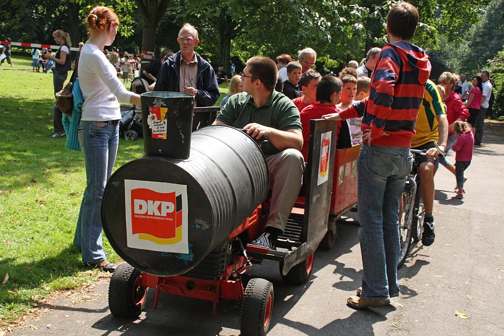 Nach der Restaurierung wird die Kinderbahn wieder so fahren wie hier im Jahr 2008.