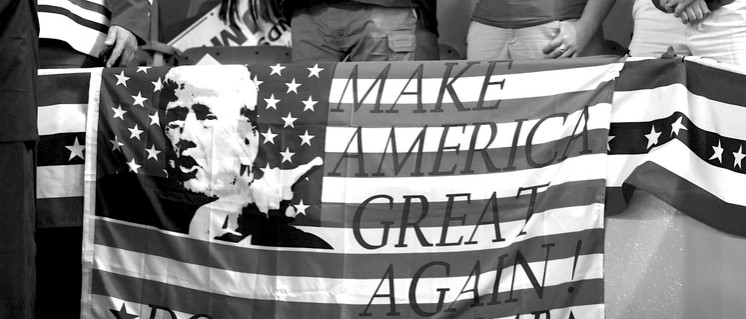 Anhänger Donald Trumps bei einer Wahlveranstaltung (Foto: Gage Skidmore via Flickr, CC BY-SA 2.0)