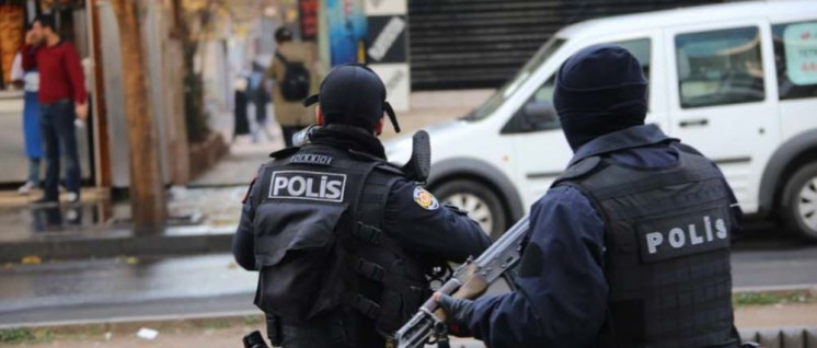 Krieg nach Außen, Repression nach Innen – türkische Sicherheitskräfte sind momentan im Straßenbild allgegenwärtig. (Foto: Voice of America)