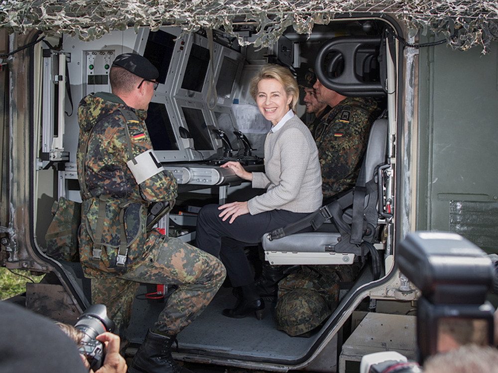 ursula gertrud von der leyen - Ursula Gertrud von der Leyen - Glosse - Positionen