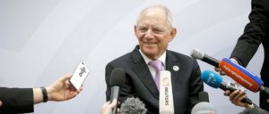 Finanzminister Schäuble beharrt in Baden-Baden auf den deutschen ökonomischen Interessen (Foto: [url=http://www.bundesfinanzministerium.de/Content/DE/Bilderstrecken/Mediathek/Bildergalerien/2017-03-17-g20-freitag.html?notFirst=true&docId=121434#photogallery] Bundesministerium der Finanzen / Koehler[/url])