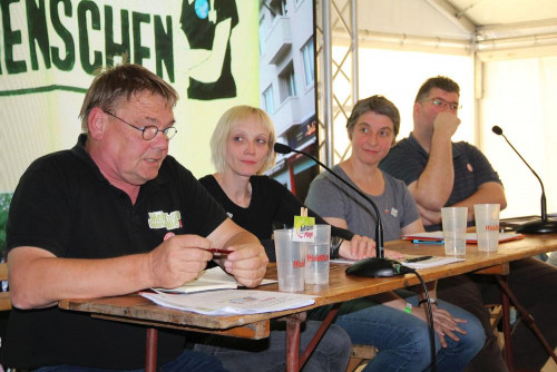 Wenn es sein muss. Meike S. (2. von links) bei der Podiumsdiskussion.