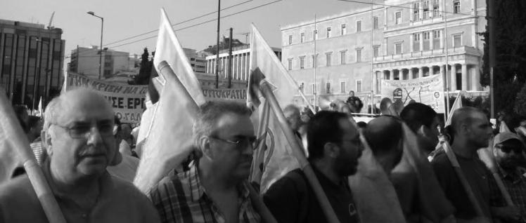 Nein zum neuen Memorandum – Demonstrantion der klassenbewussten Gewerkschaftsfront PAME am vergangenen Freitag vor dem griechischen Parlament (Foto: PAME)