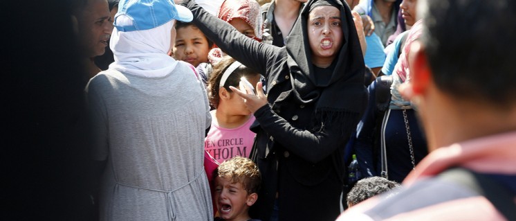 Flüchtlinge in Mazedonien … (Foto: Dragan Tatic / Bundesministerium für Europa, Integration und Äusseres/wikimedia.org/CC BY 2.0/Arbeitsbesuch_Mazedonien_(775/20704988638_bd7d224b74_h.jpg))