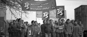 Im Jahr 1984 begann der Kampf der IG Metall für die 35-Stunden-Woche. Nach sieben Wochen Streik und Aussperrung wurde der Einstieg in die 35-Stunden-Woche geschafft. (Foto: Klaus Rose)