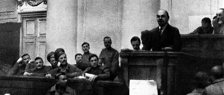 Lenin spricht im Taurischen Palast in Petrograd, 4. (17.) April 1917 (Foto: P. I. Wolikow/public domain)