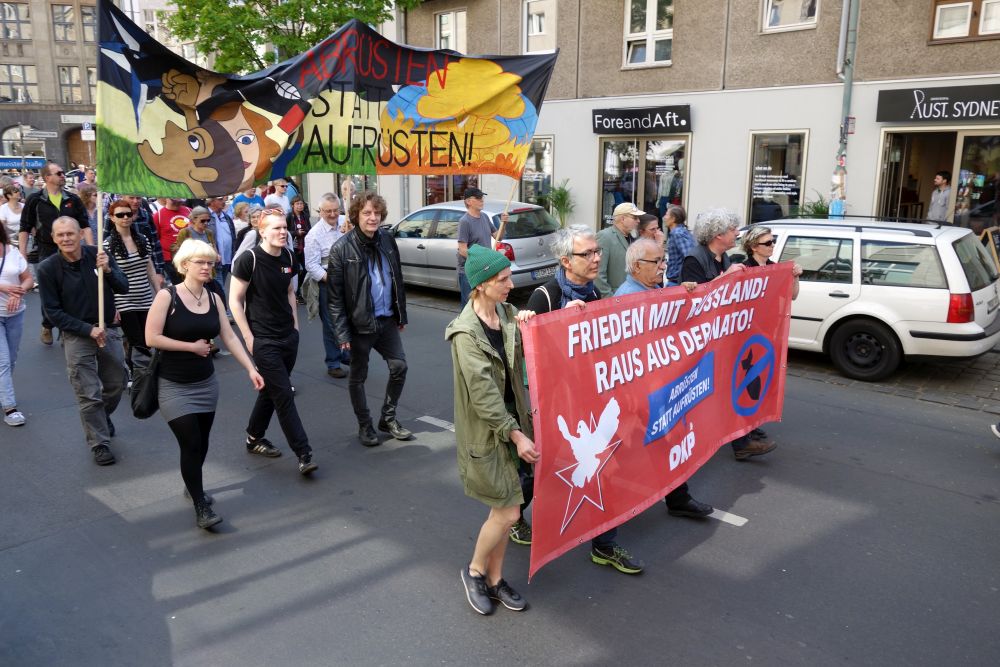 2019 ostermarsch b 2 - Keine Übung - - Im Bild